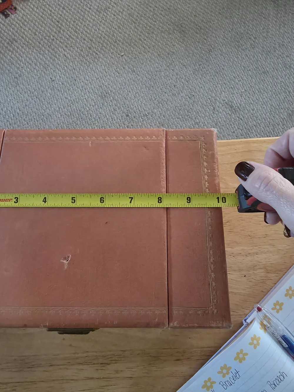 N/A vintage compact